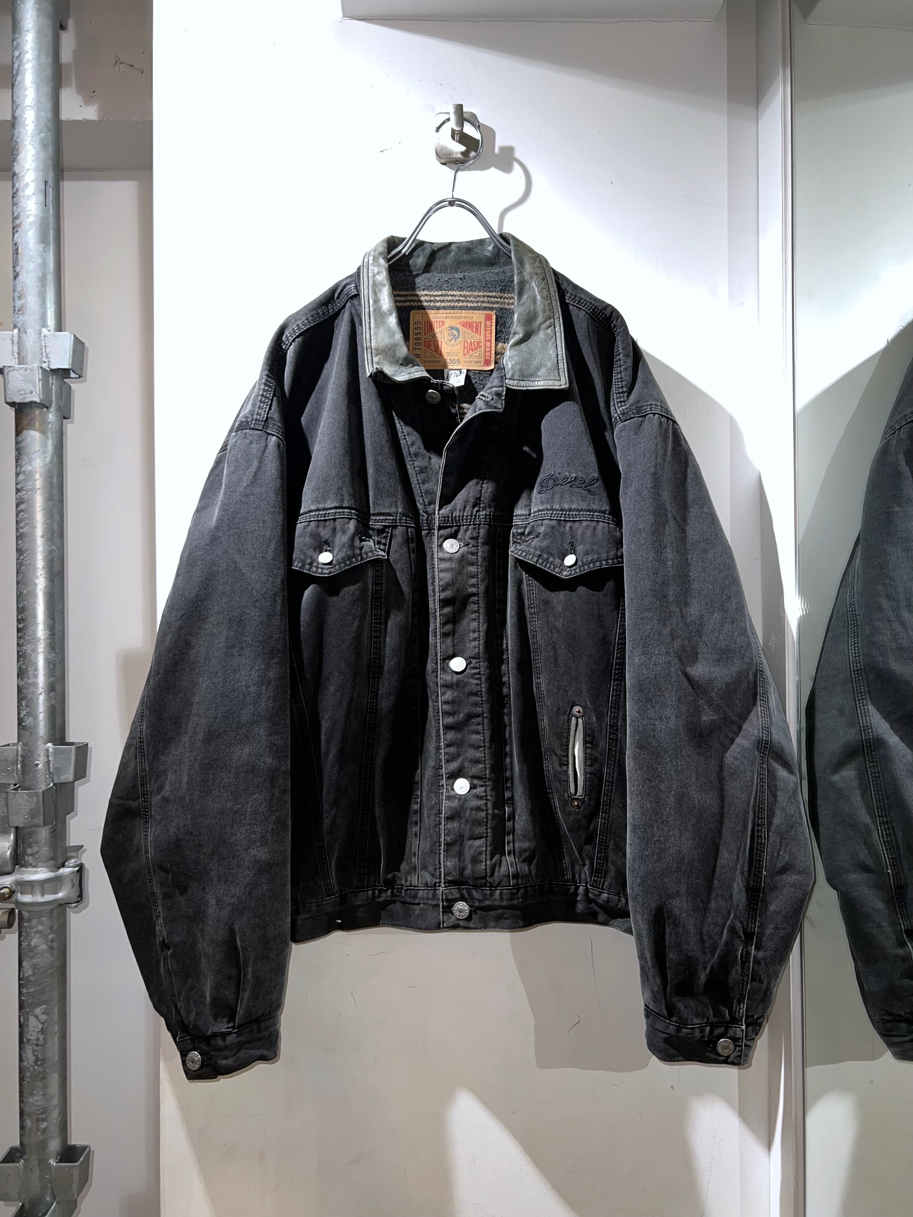 Vintage Diesel Leather Collar Black Denim Jacket – BUSINESS AS USUAL