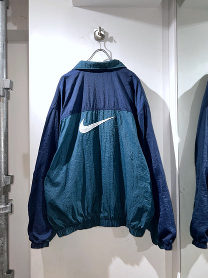 Old NIKE Nylon Jacket