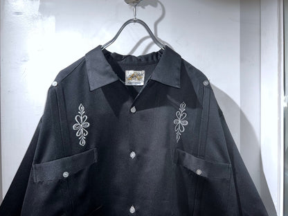 Vintage Embroidered Cuban Shirt