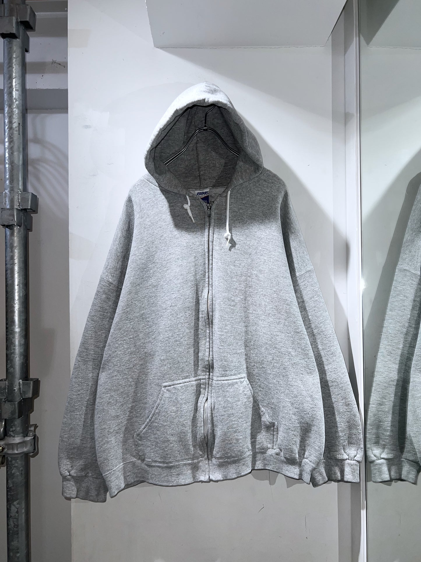 90s Grey Zip Thru Boxy Hoodie