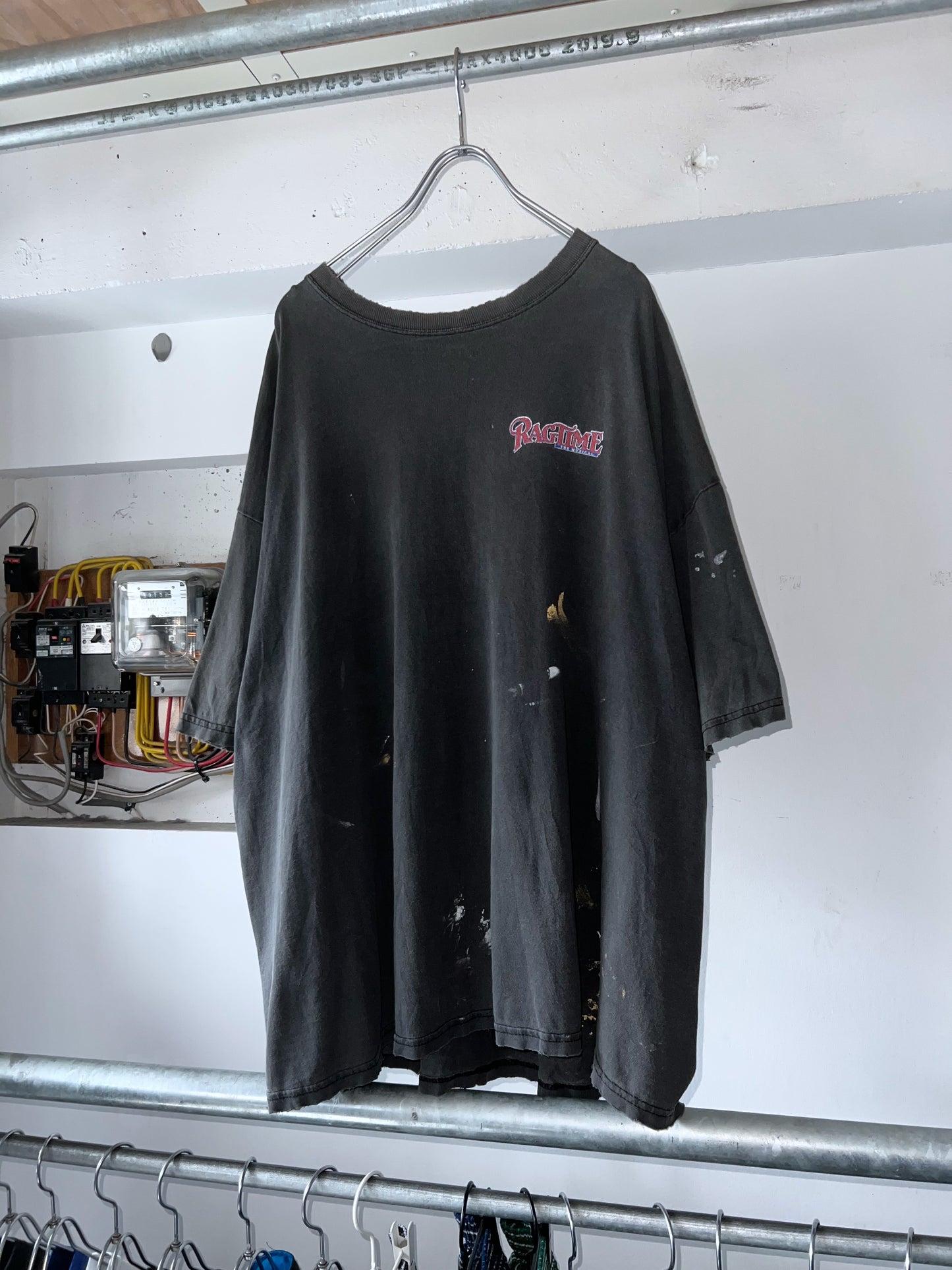00s Ragtime Distressed Tee