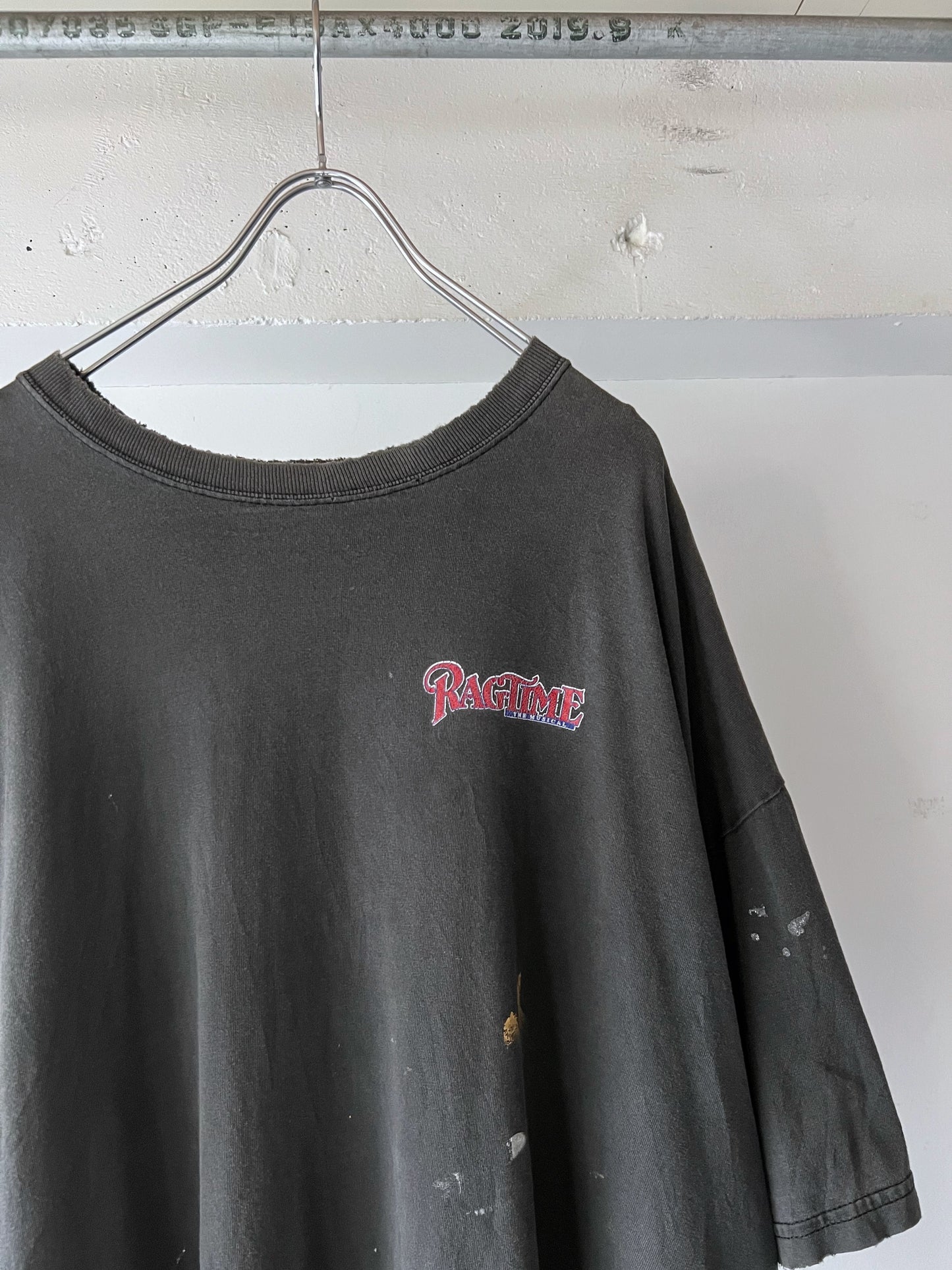 00s Ragtime Distressed Tee