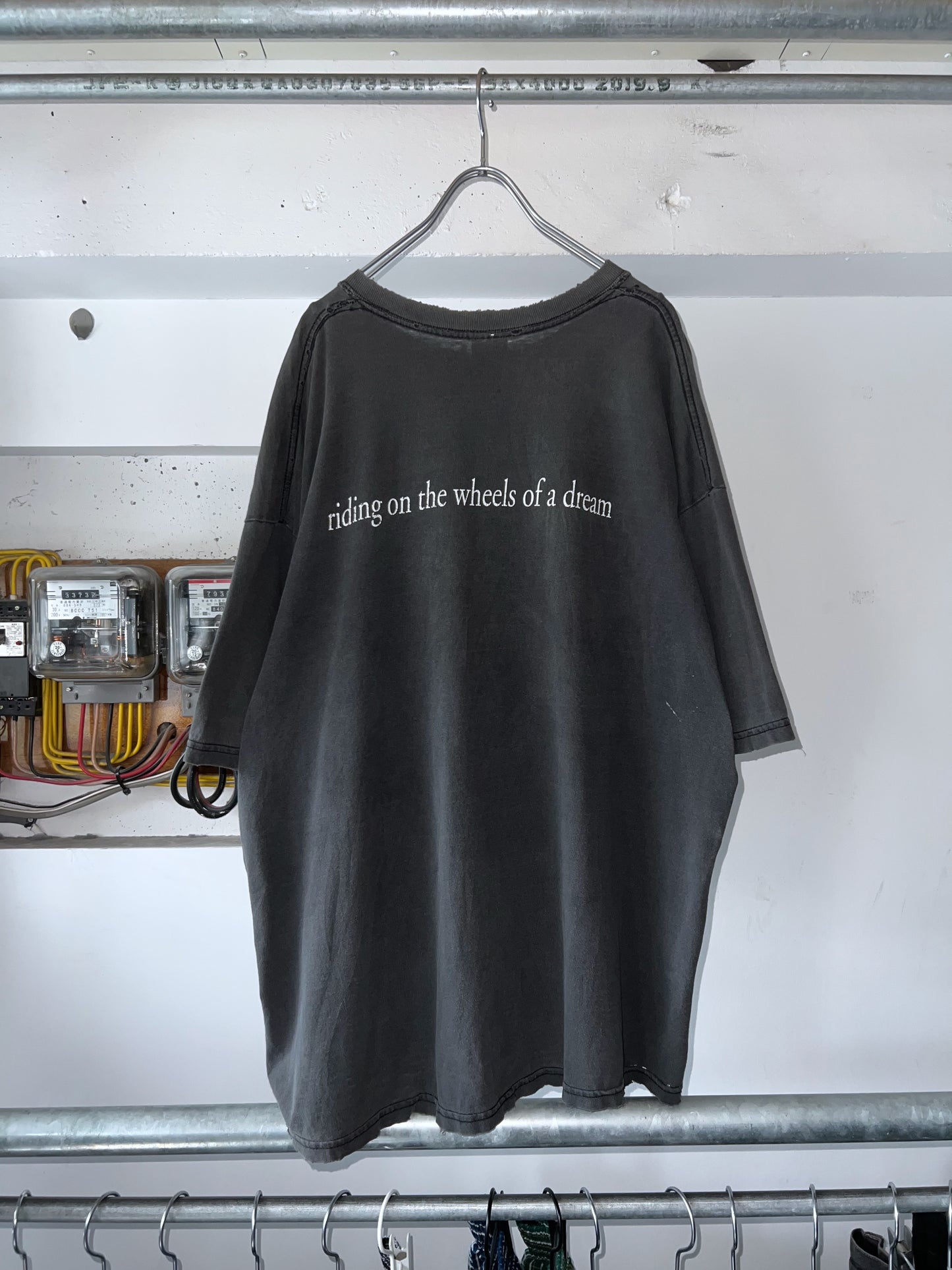00s Ragtime Distressed Tee