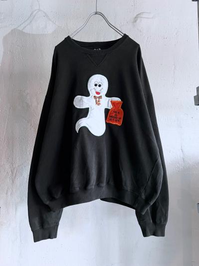 old GAP Ghost Patched Crewneck Sweat
